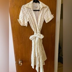 Diane Von Furstenberg embroidered wrap dress